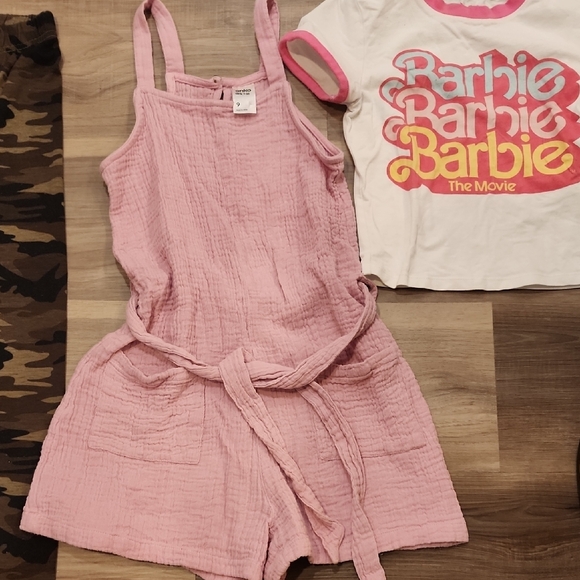 Size 9 Bundle - Picture 10 of 11